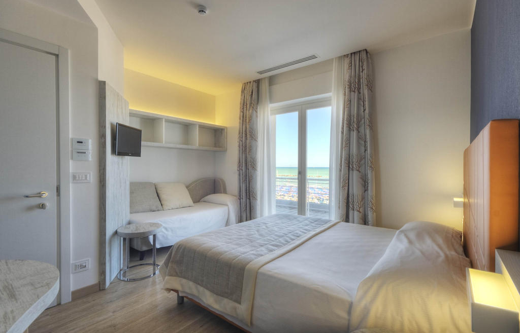 Gabbiano Hotel Civitanova Marche Room photo