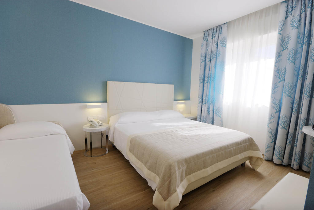 Gabbiano Hotel Civitanova Marche Exterior photo